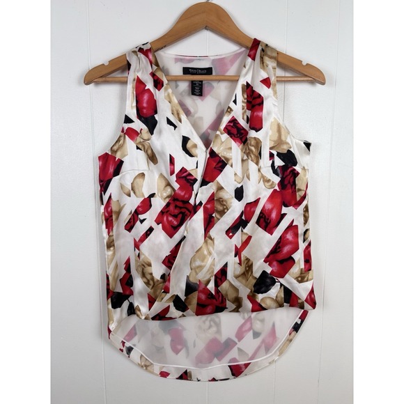 White House Black Market Tops - White House Black Market Silk Stretch‎ Top Red White Womens XS Floral Tank